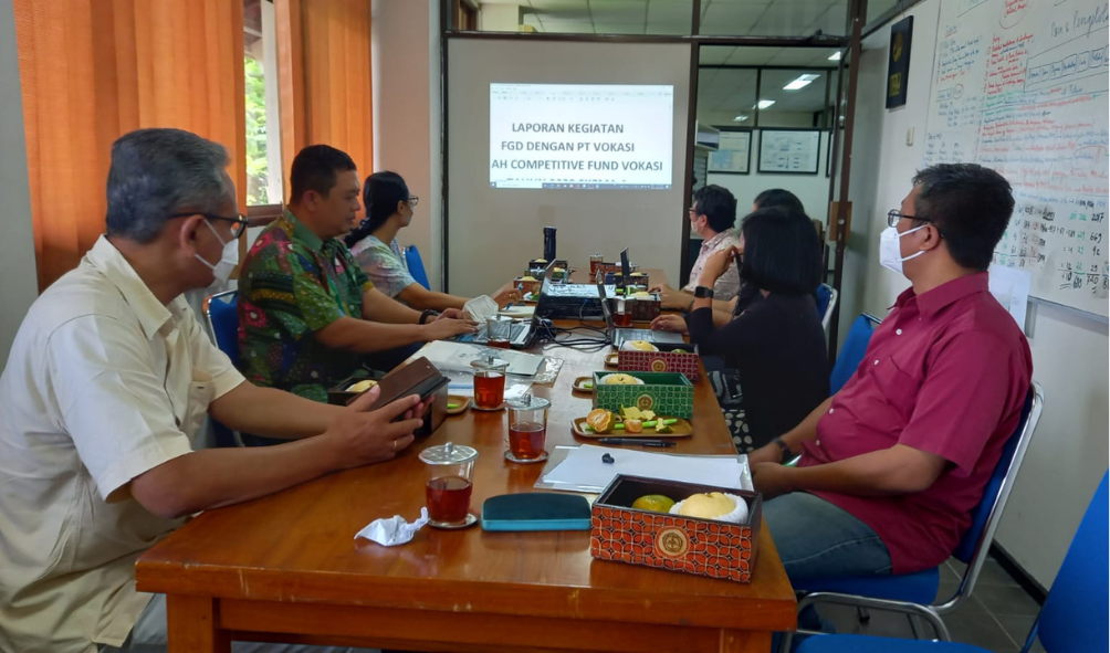 Monitoring & Evaluasi Program Competitive Fund Vokasi (CFV) Prodi Mekatronika